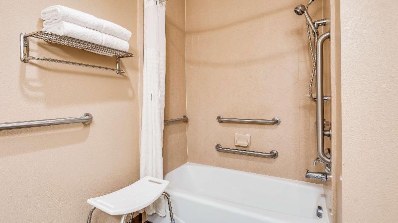 ホテル Best Western Carthage Inn & Suites