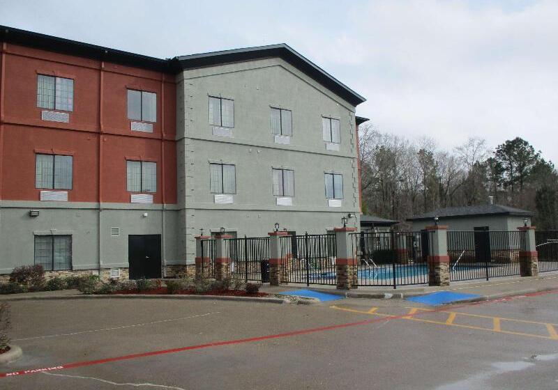 ホテル Best Western Carthage Inn & Suites