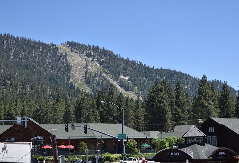 בית מלון כפרי Black Jack Inn