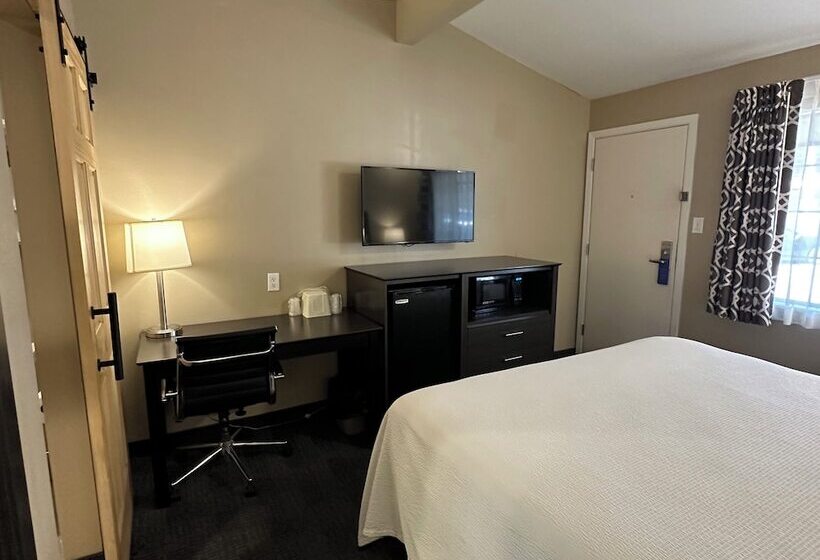 בית מלון כפרי Black Jack Inn