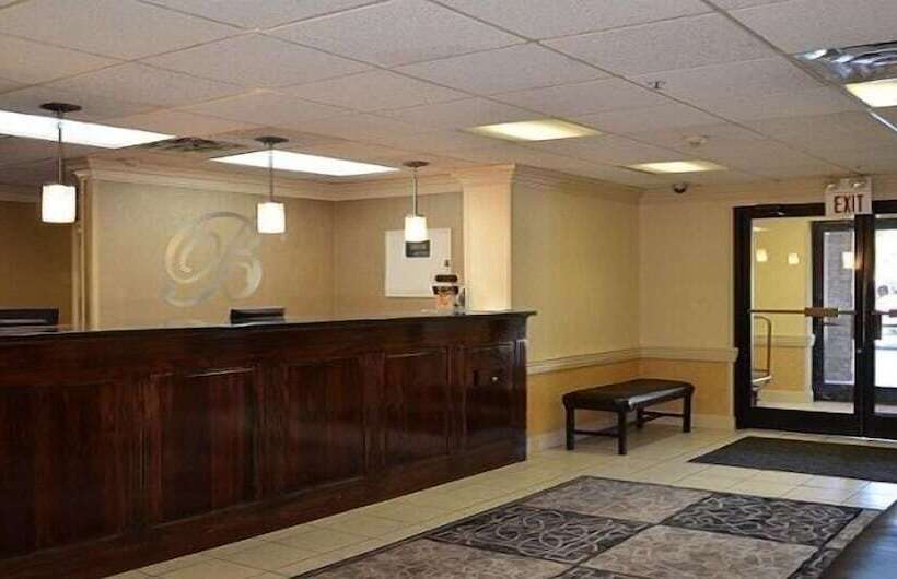 ホテル Brookshire Inn & Suites