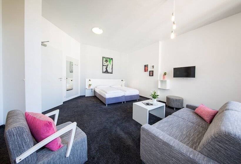 هتل Calma Berlin Mitte