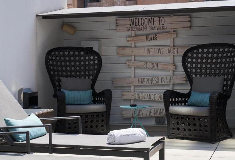 Отель Catalonia Gran Via Bcn