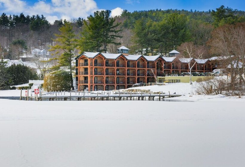 فندق Center Harbor Inn