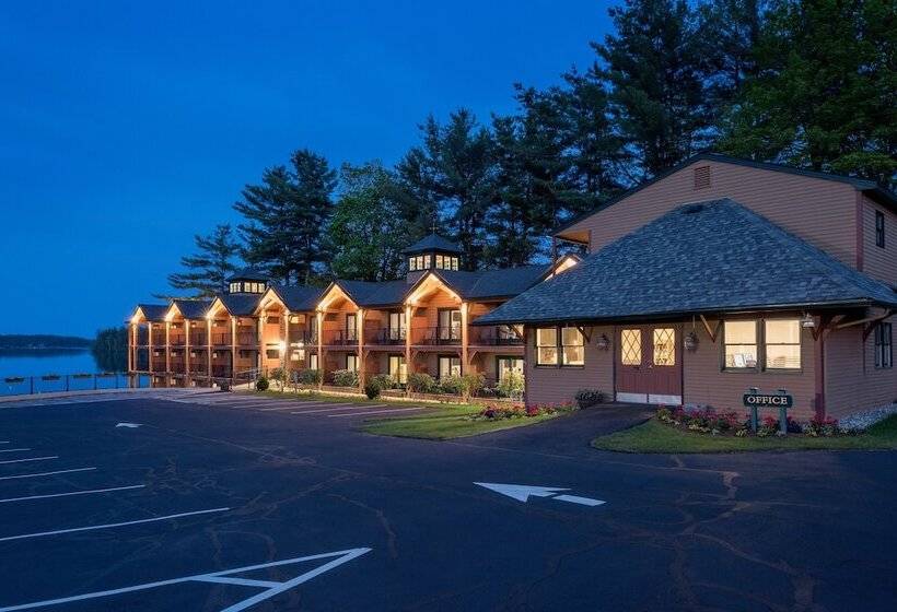 فندق Center Harbor Inn