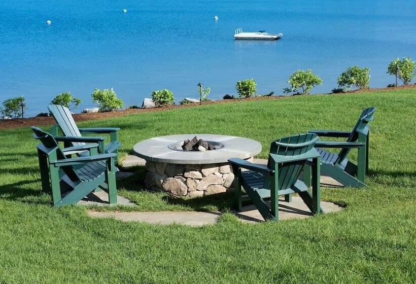 فندق Center Harbor Inn