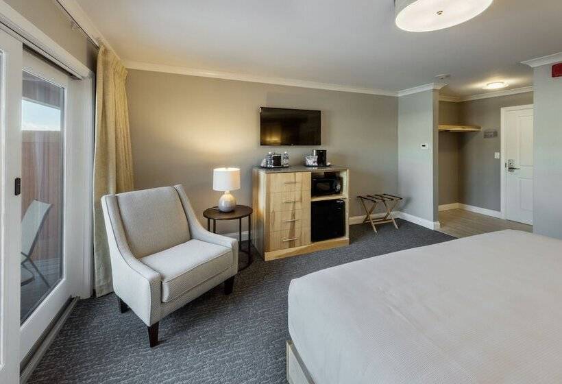 فندق Center Harbor Inn