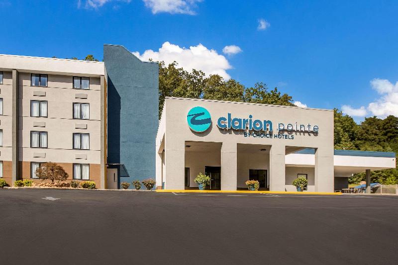 ホテル Clarion Pointe Sylva Near Cherokee Area
