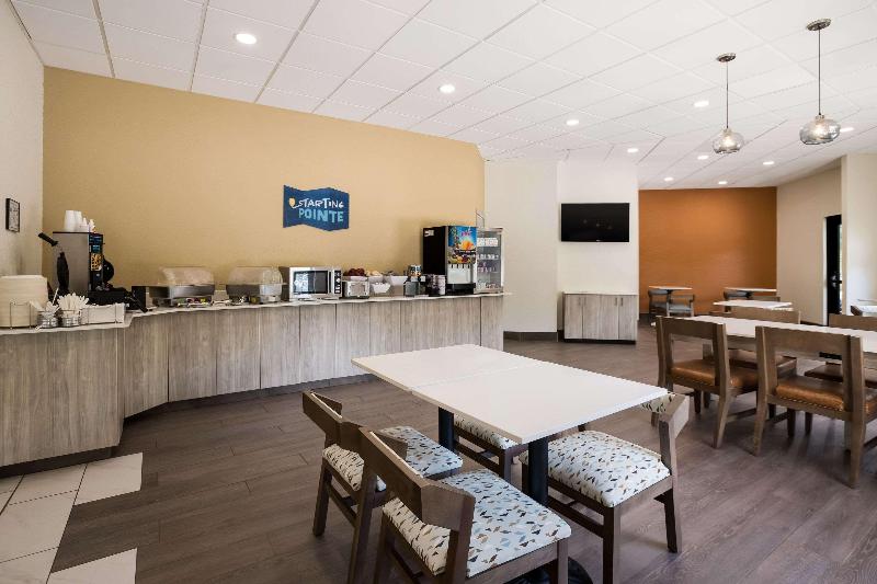 ホテル Clarion Pointe Sylva Near Cherokee Area