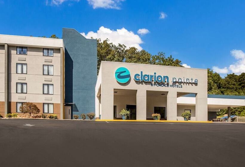 ホテル Clarion Pointe Sylva Near Cherokee Area