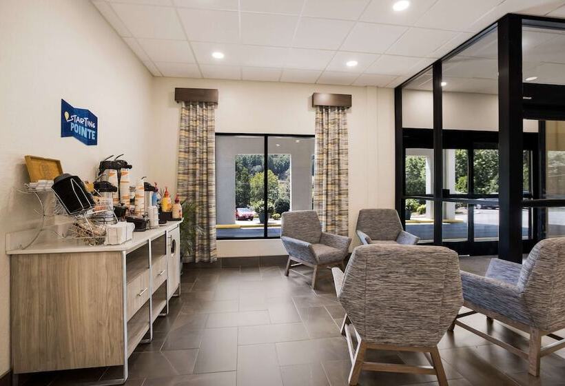 酒店 Clarion Pointe Sylva Near Cherokee Area