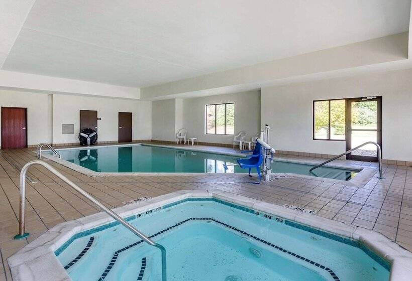 فندق Comfort Inn & Suites Carbondale University Area