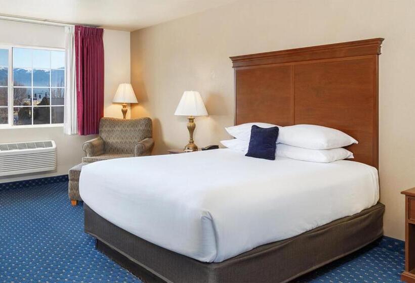 Отель Comfort Inn & Suites Susanville