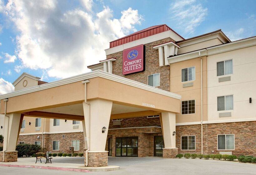 Отель Comfort Suites