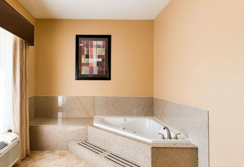 ホテル Baymont By Wyndham Jewett