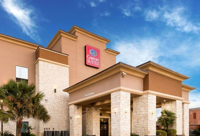 Отель Baymont By Wyndham Jewett