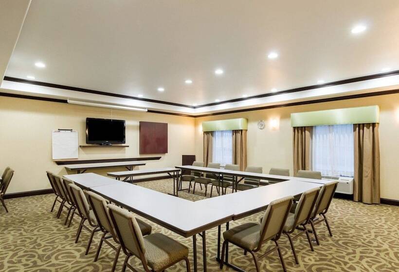 ホテル Baymont By Wyndham Jewett