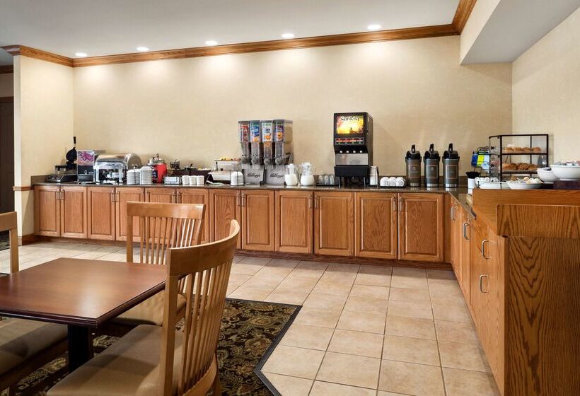 فندق Country Inn & Suites By Radisson St. Peters Mo