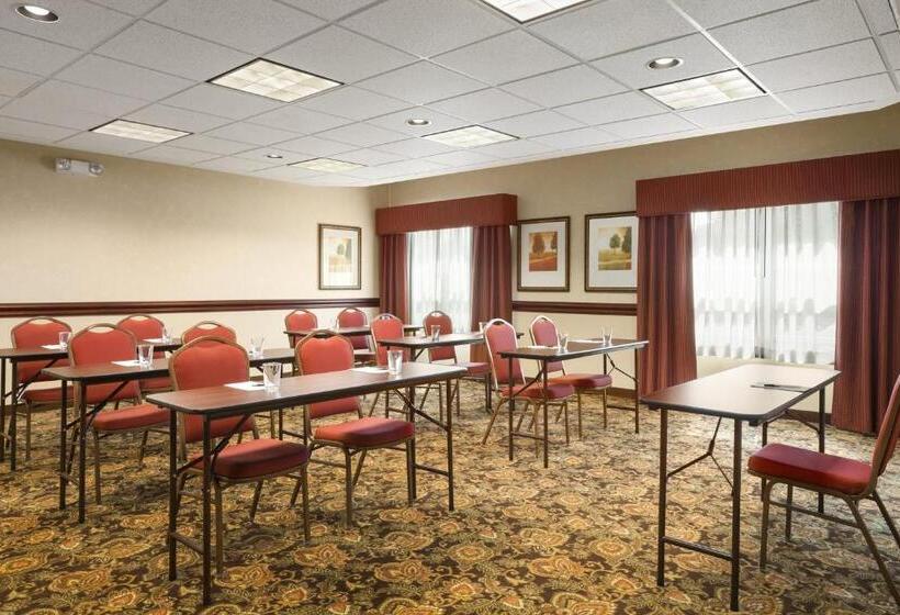 호텔 Country Inn & Suites By Radisson, Toledo South, Oh