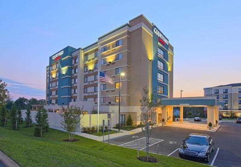 فندق Courtyard By Marriott Hagerstown