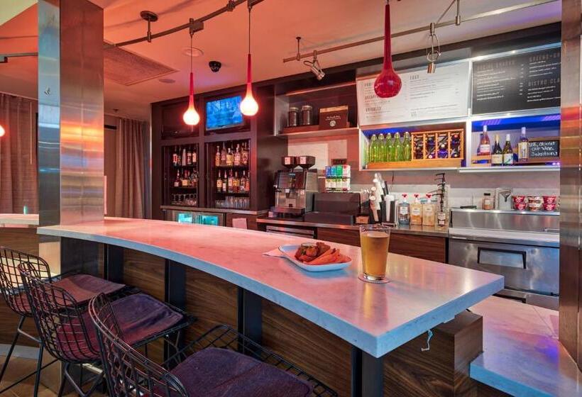 酒店 Courtyard Hampton