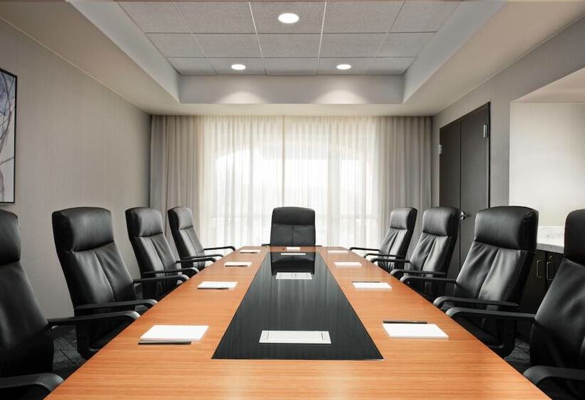 Hotell Courtyard Kansas City At Briarcliff