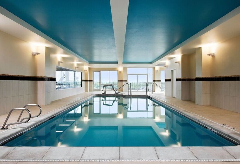 فندق Courtyard Kansas City At Briarcliff