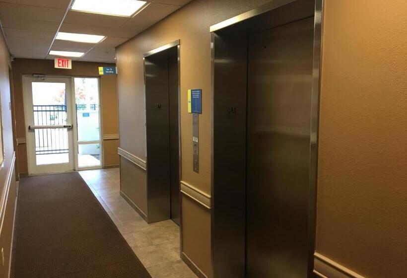 Palm Coast Hotel & Suites I 95