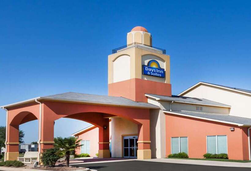 酒店 Days Inn & Suites By Wyndham Marquez