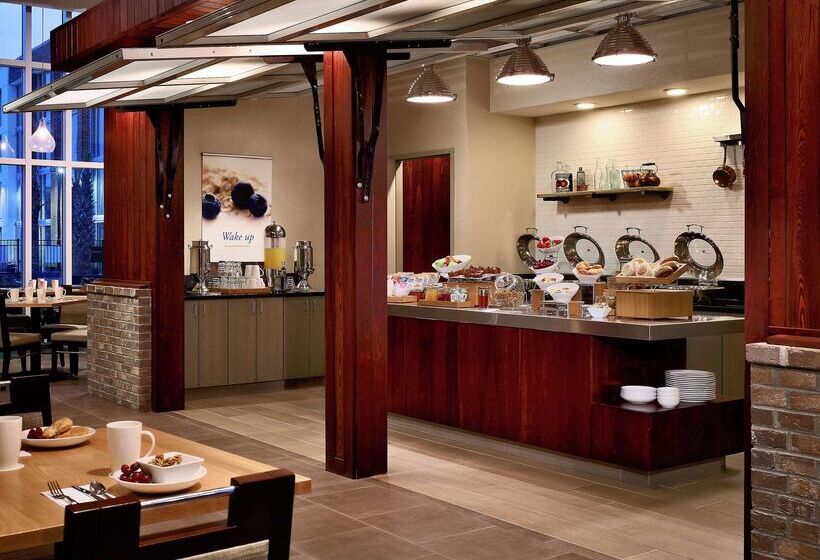 Doubletree By Hilton Hotel & Suites Charleston Airport