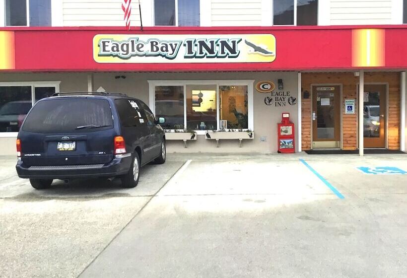 فندق Eagle Bay Inn
