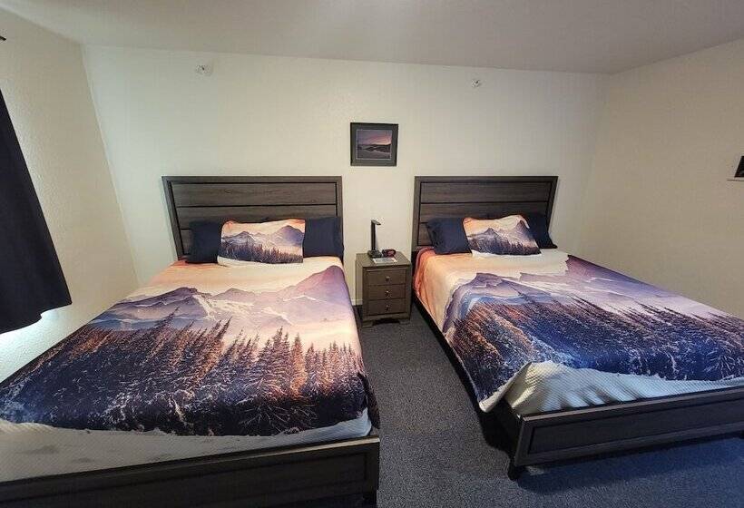 فندق Eagle Bay Inn