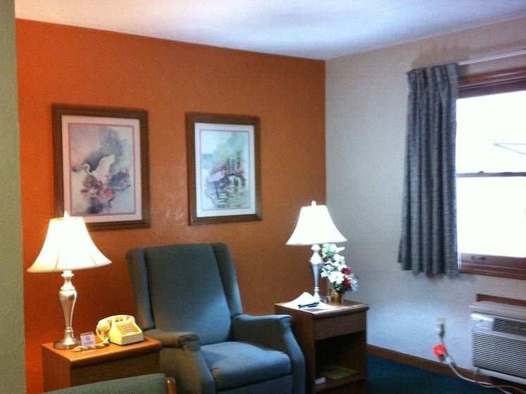 فندق East Street Inn & Suites