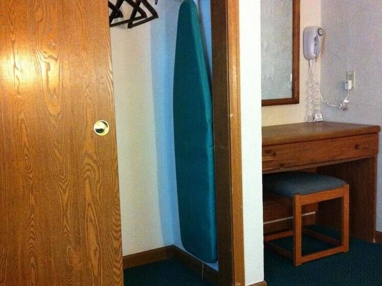 فندق East Street Inn & Suites