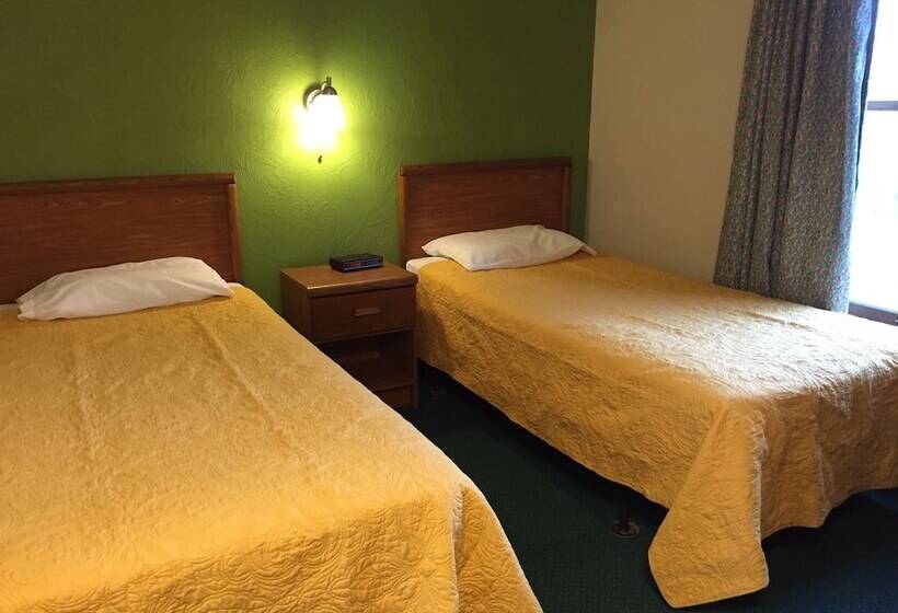 فندق East Street Inn & Suites