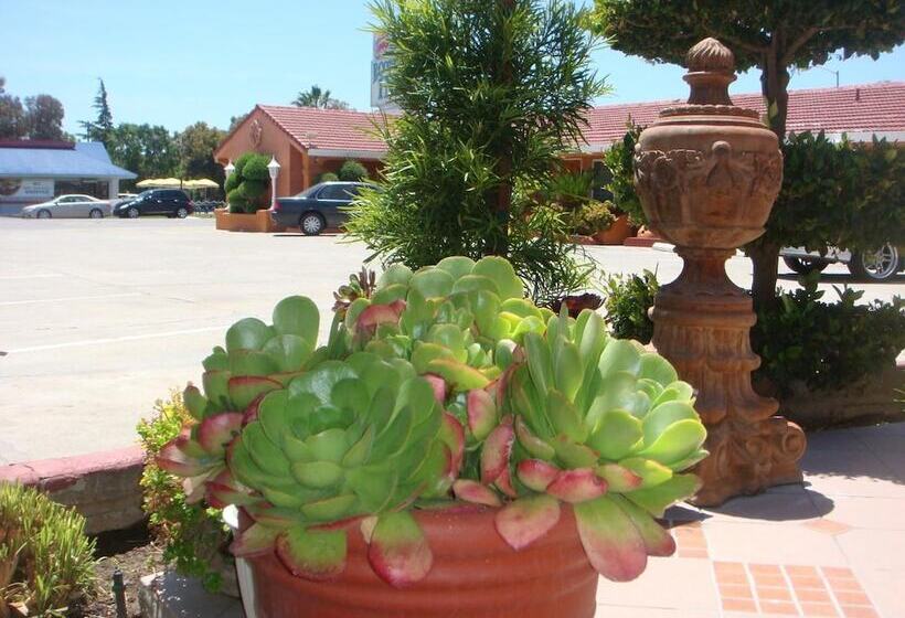 فندق Economy Inn Los Banos