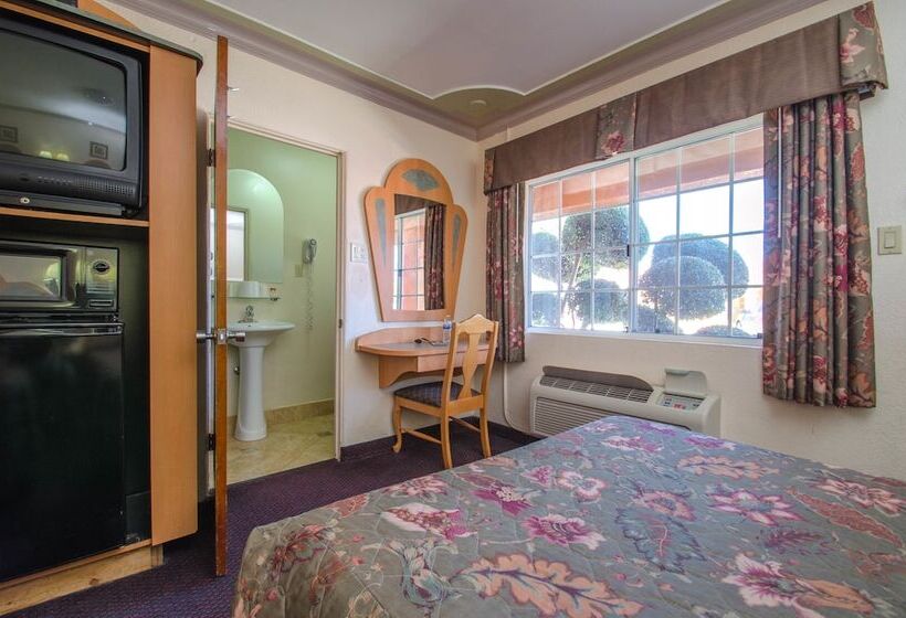 فندق Economy Inn Los Banos