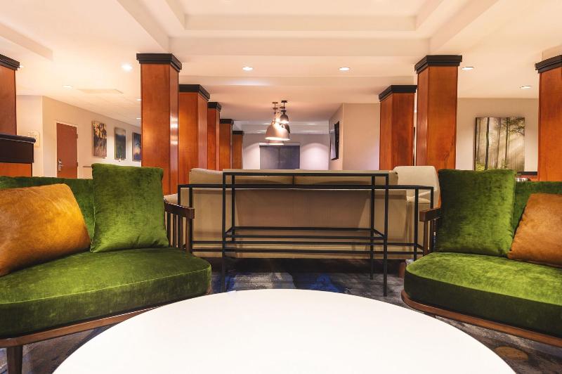 فندق Fairfield Inn & Suites Redding