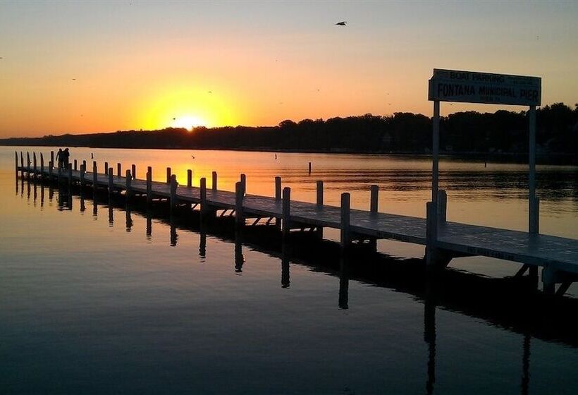 فندق Fontana Village Inn