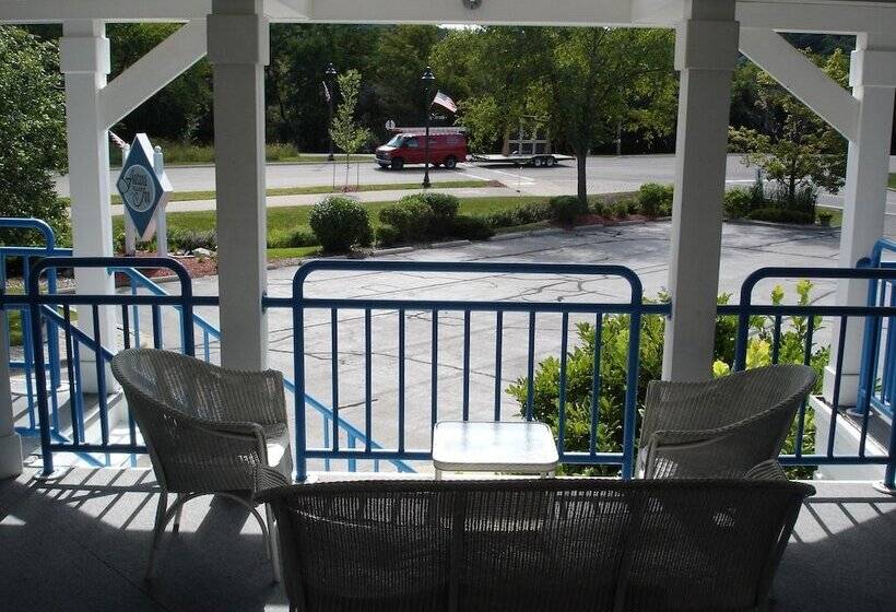 فندق Fontana Village Inn