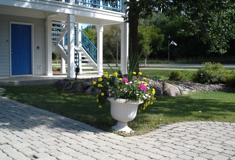 فندق Fontana Village Inn