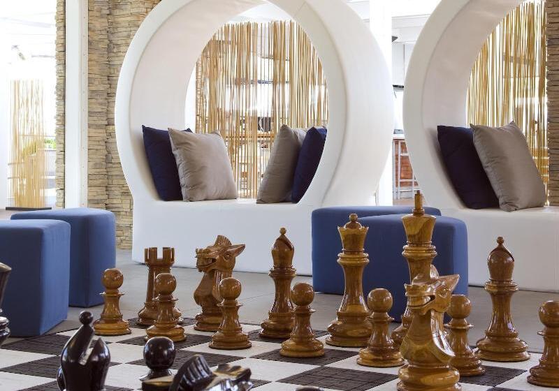 فندق Forty 1 North