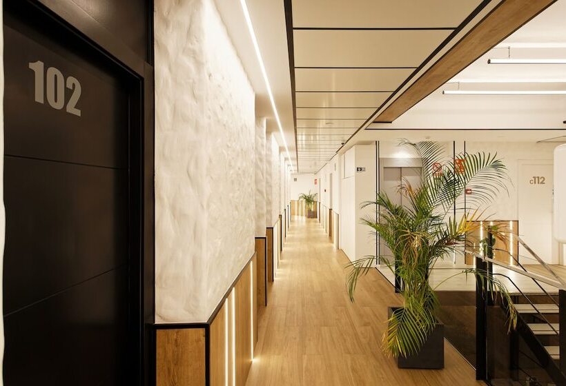 Отель Green House