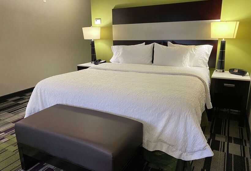 فندق Hampton Inn By Hilton Leesville Fort Johnson