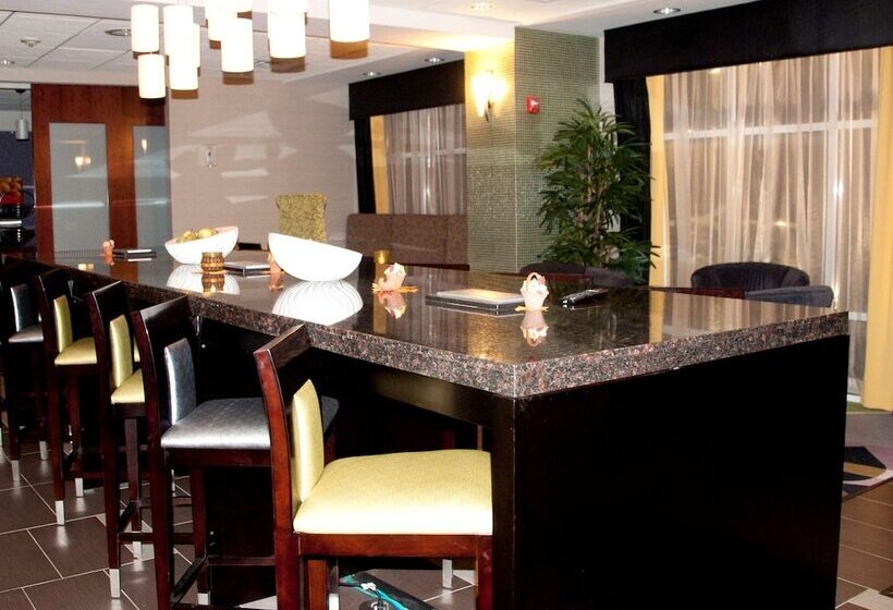 فندق Hampton Inn By Hilton Leesville Fort Johnson