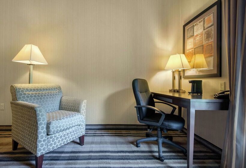 فندق Hampton Inn Meadville