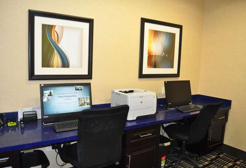 호텔 Hampton Inn Pleasanton