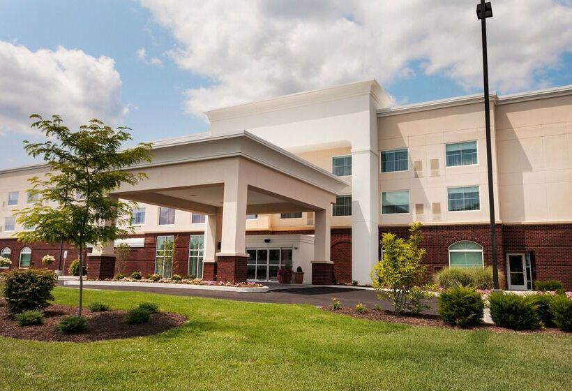 Отель Hampton Inn & Suites Hershey Near The Park