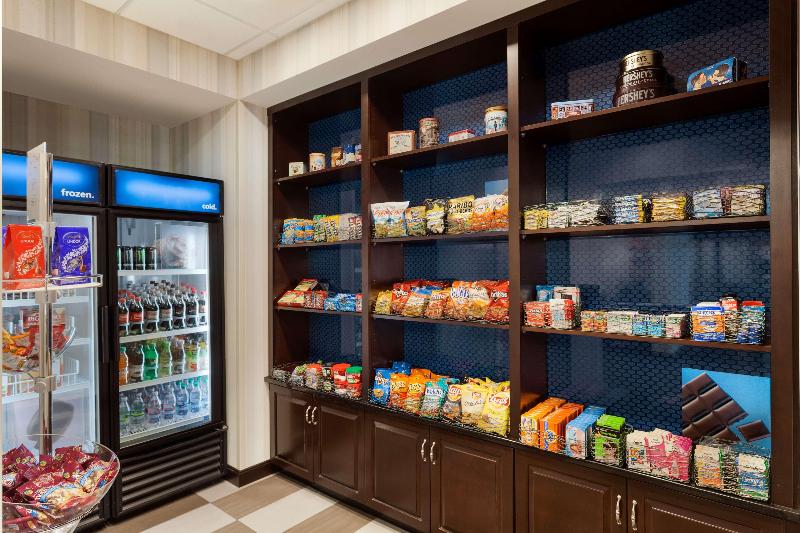 Отель Hampton Inn & Suites Hershey Near The Park