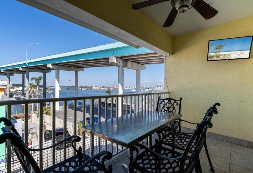 בית מלון כפרי Harbour House At The Inn